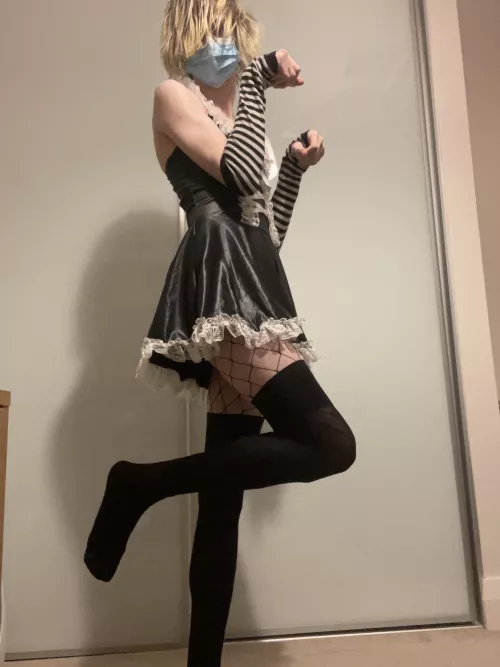 Any cuties need their room cleaned?