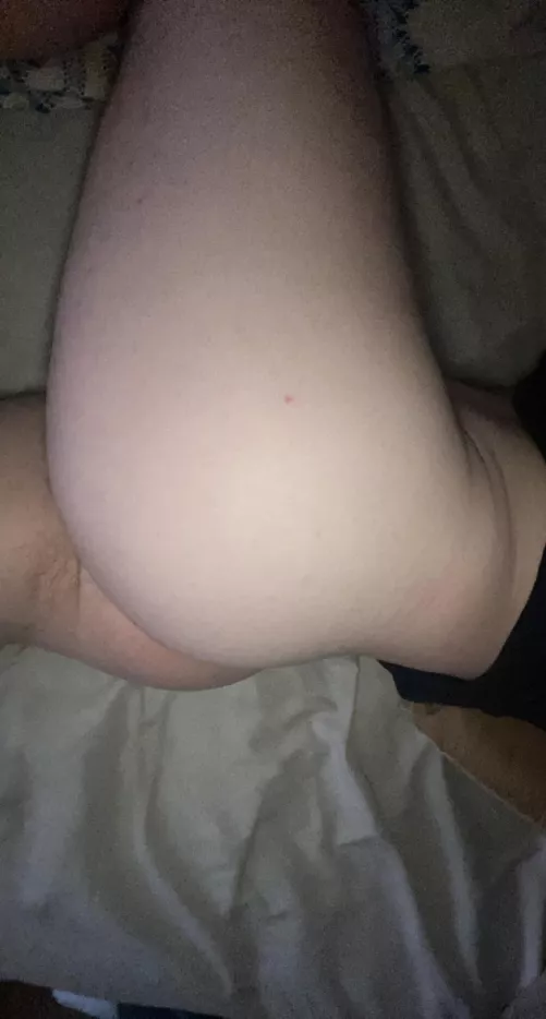 Any fat cocks wanna cum in a virgin ass?