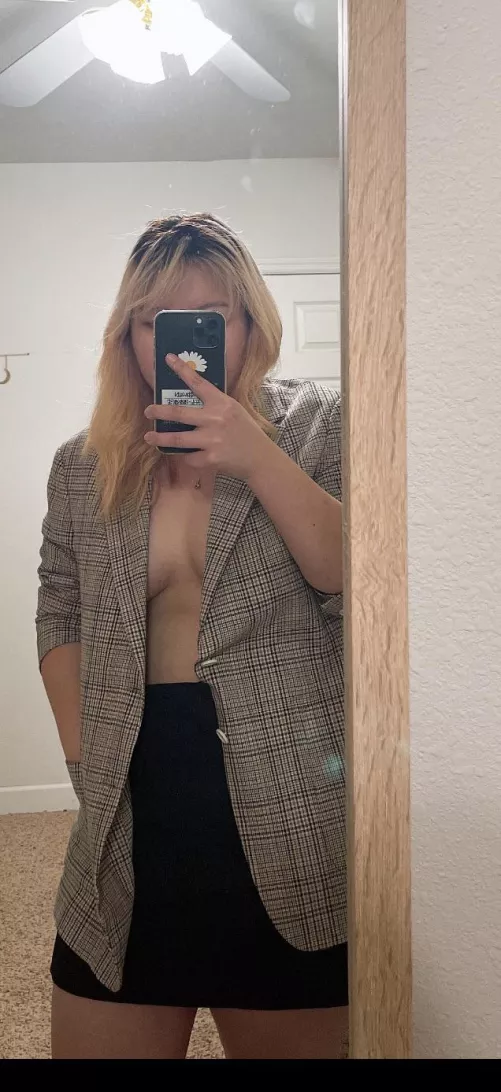 Any guy prefer curvy Asian with small boobs? Any guy prefer curvy Asian with small boobs?