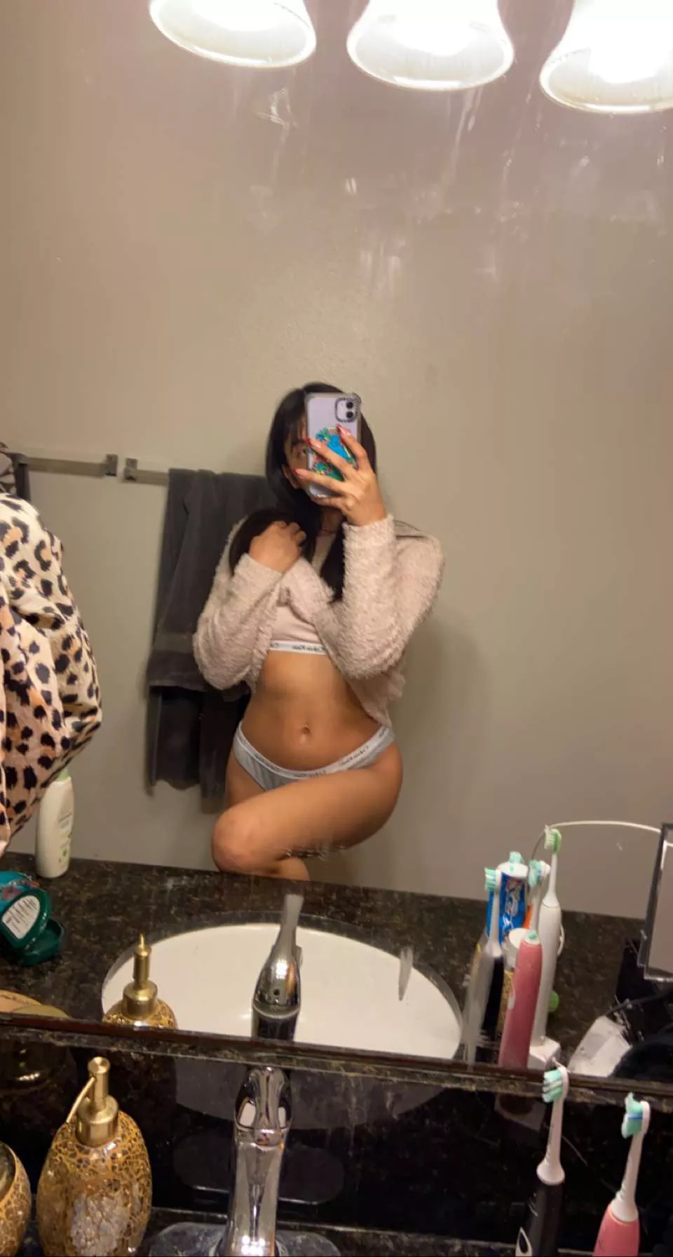 Any hosts in anaheim for today