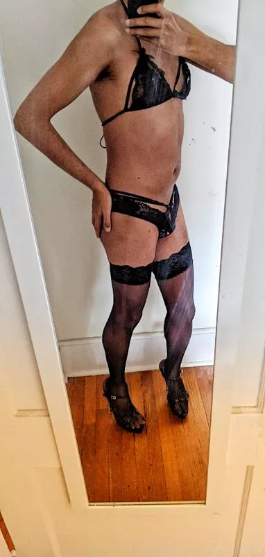 Any love for me in lingerie this Sunday? Any love for me in lingerie this Sunday?