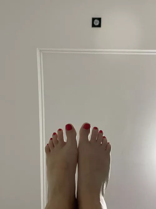 Any love for my feet?🥵 Any love for my feet?🥵
