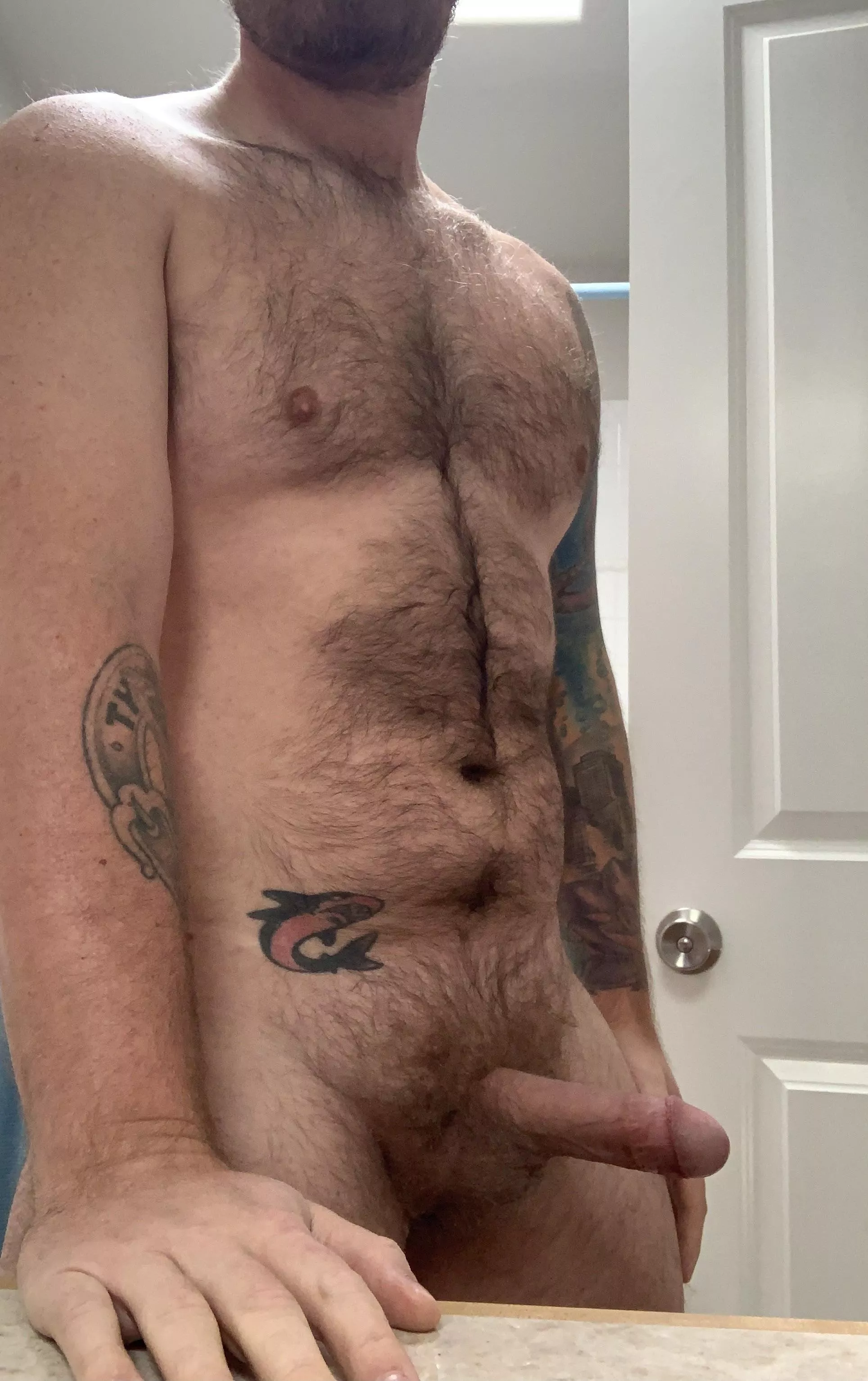 Any of you men wanna fuck? Any of you men wanna fuck?