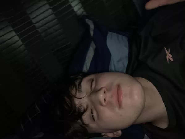 Any other young cucks here im in my senior year of high school i feel so lonely here not many other younger people hereπ
 (18m)