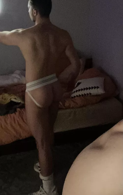 Any straight workout buds in LA area? Bubblebutt bi jock