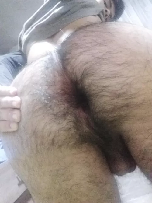 Any thick cock the open my virgin hole?