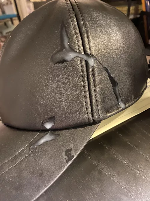 Any time I jerkoff on livestream I end up shooting on my hat…