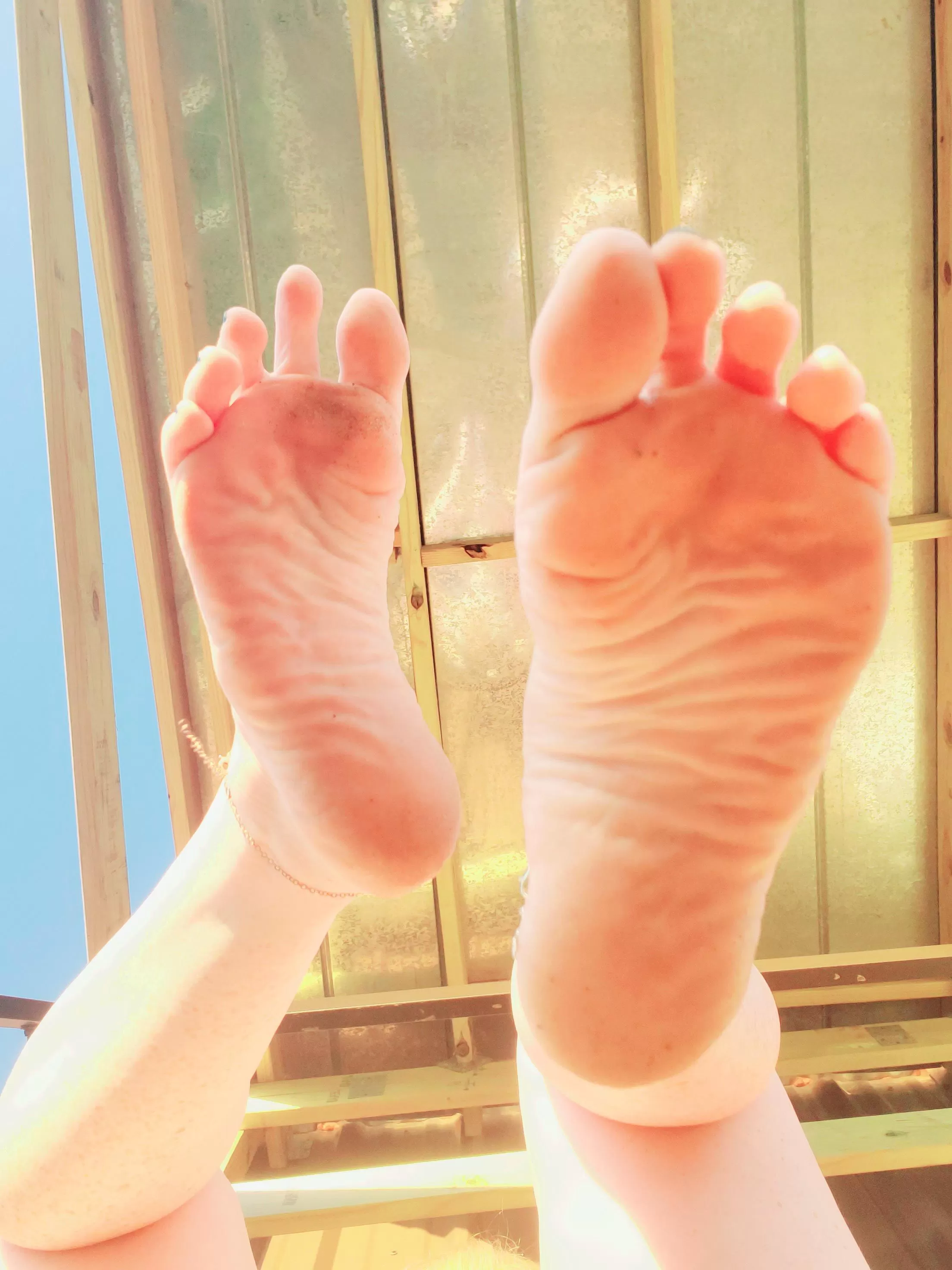 Any volunteers to be my foot rest?? ππβ€π
π
π Any volunteers to be my foot rest?? ππβ€π
π
π