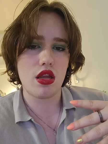 Any1 for Trans makeup? Any1 for Trans makeup?