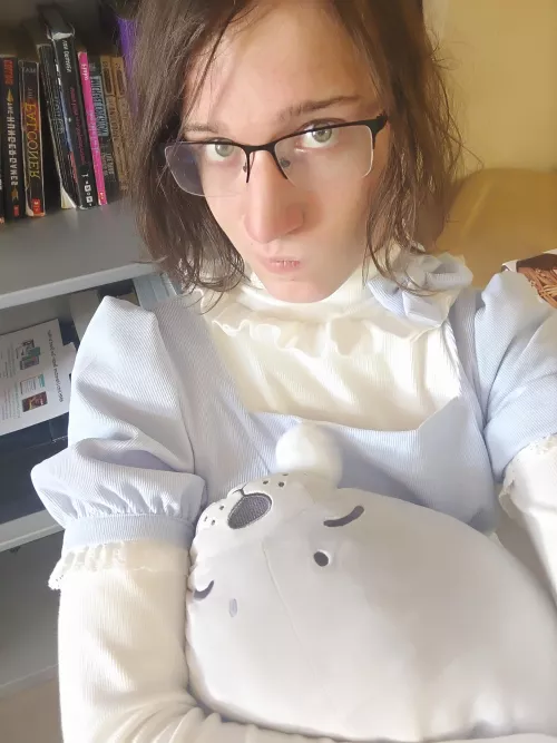 Any1 here like lolita outfits?