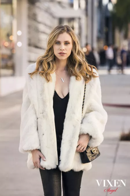 Anya Olsen