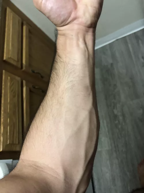 Anybody else like ‘em thick and veiny? 🥲 Anybody else like ‘em thick and veiny? 🥲