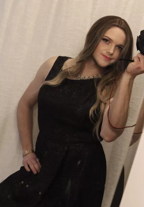 Anybody else share the fetish of crossdressing? ♥️