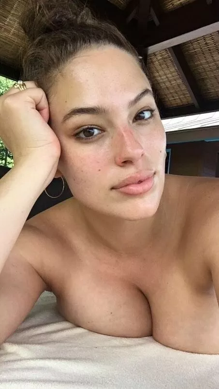 Anybody for roleplay as Ashley Graham for me? Anybody for roleplay as Ashley Graham for me?