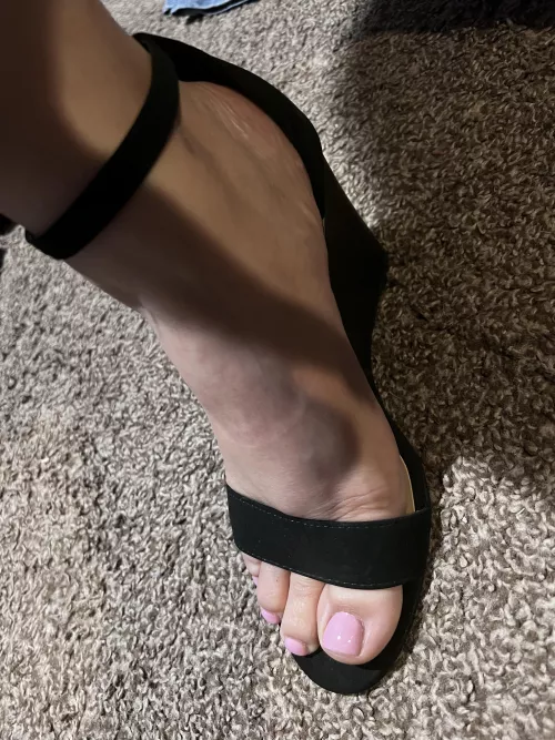 Anybody like heels :) Anybody like heels :)