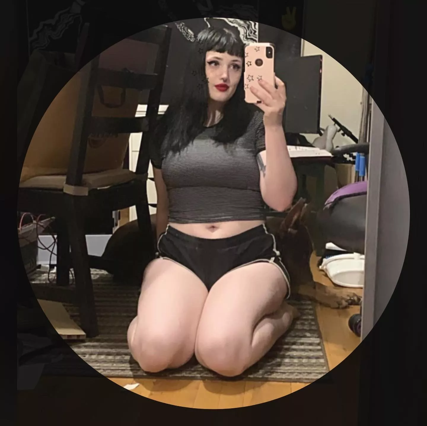 Anybody love chubby girls? Anybody love chubby girls?