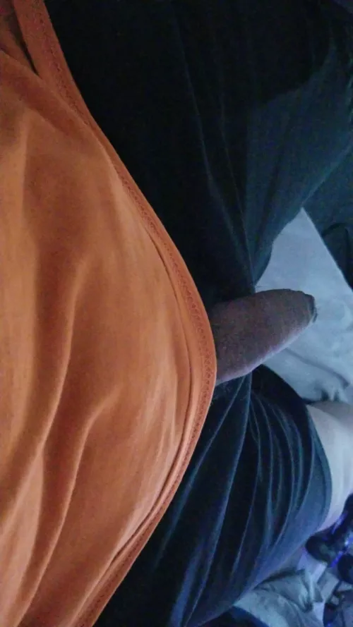 Anybody wanna chat on snap or kik?