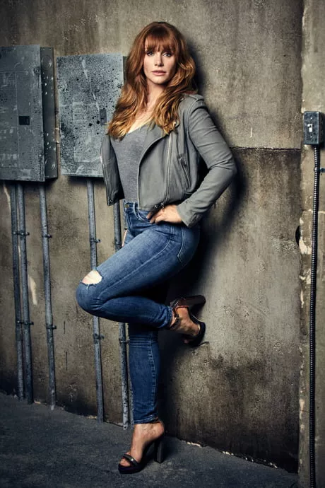 Anybody wanna rp as Bryce Dallas Howard,Angelina Jolie,or Liz Olsen for me? Anybody wanna rp as Bryce Dallas Howard,Angelina Jolie,or Liz Olsen for me?