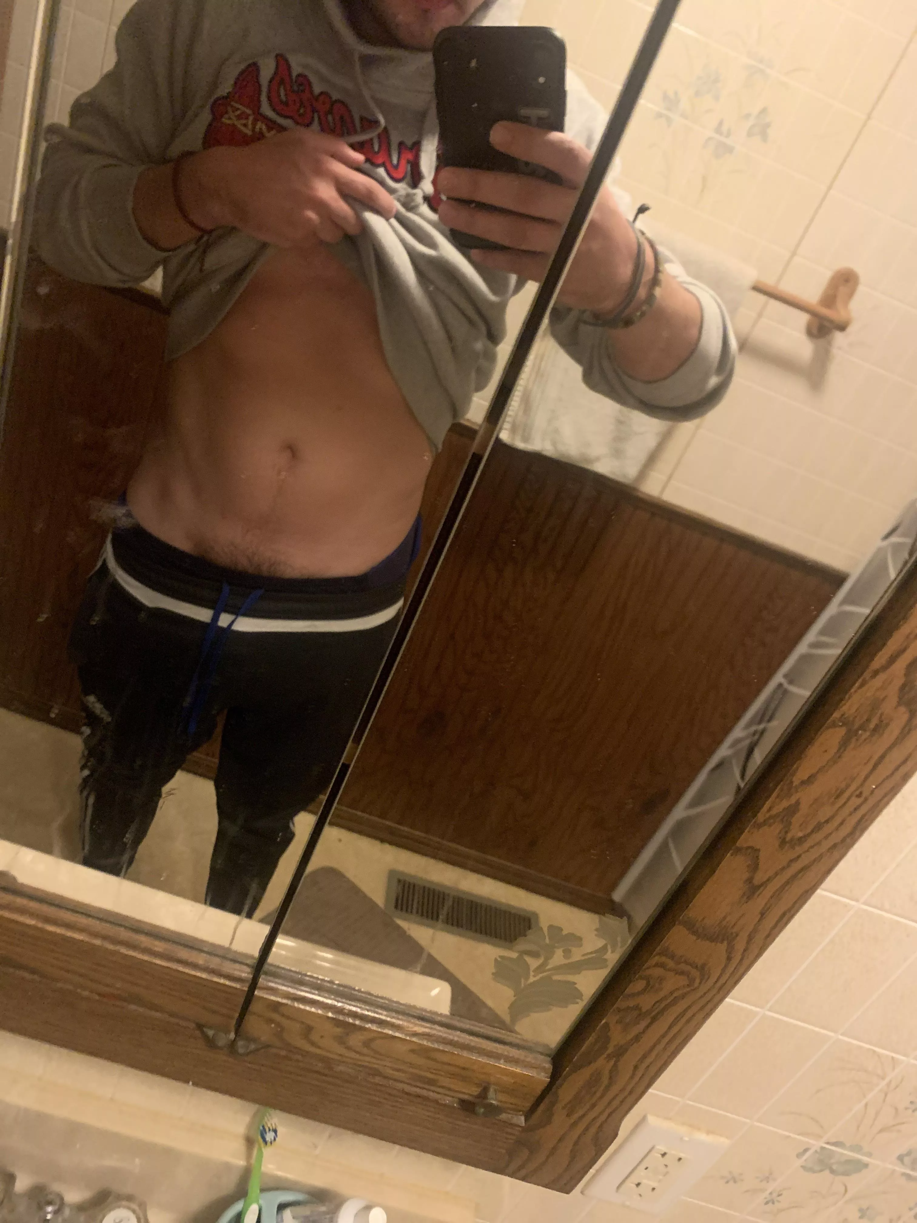 Anybody wanna talk. Drunk and horney Anybody wanna talk. Drunk and horney