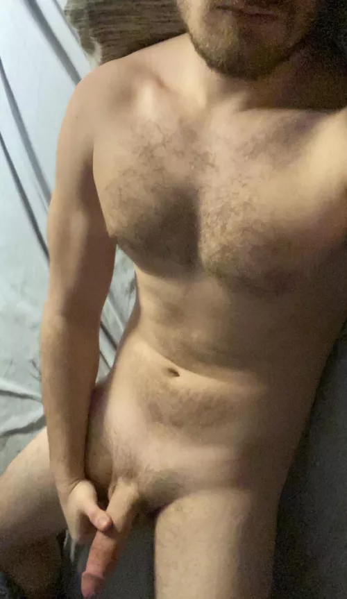 Anybody want to help me cum😉