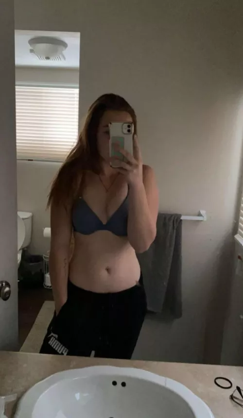 Anybody want to make my weekend less boring 🙈