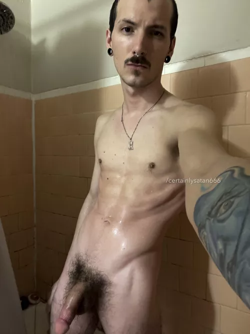 Anyone care to scrub my back? ❤️🔥🧽