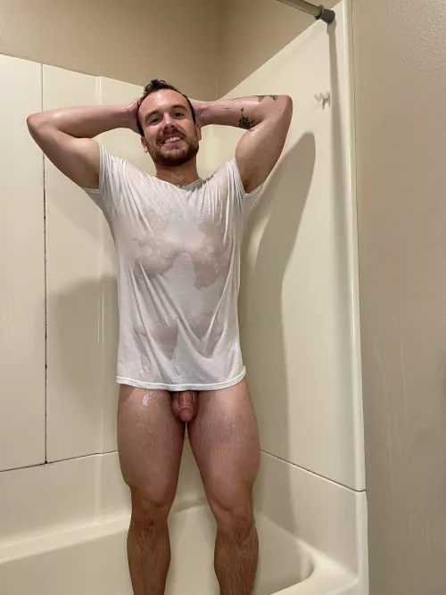 Anyone down for some fun in the shower π