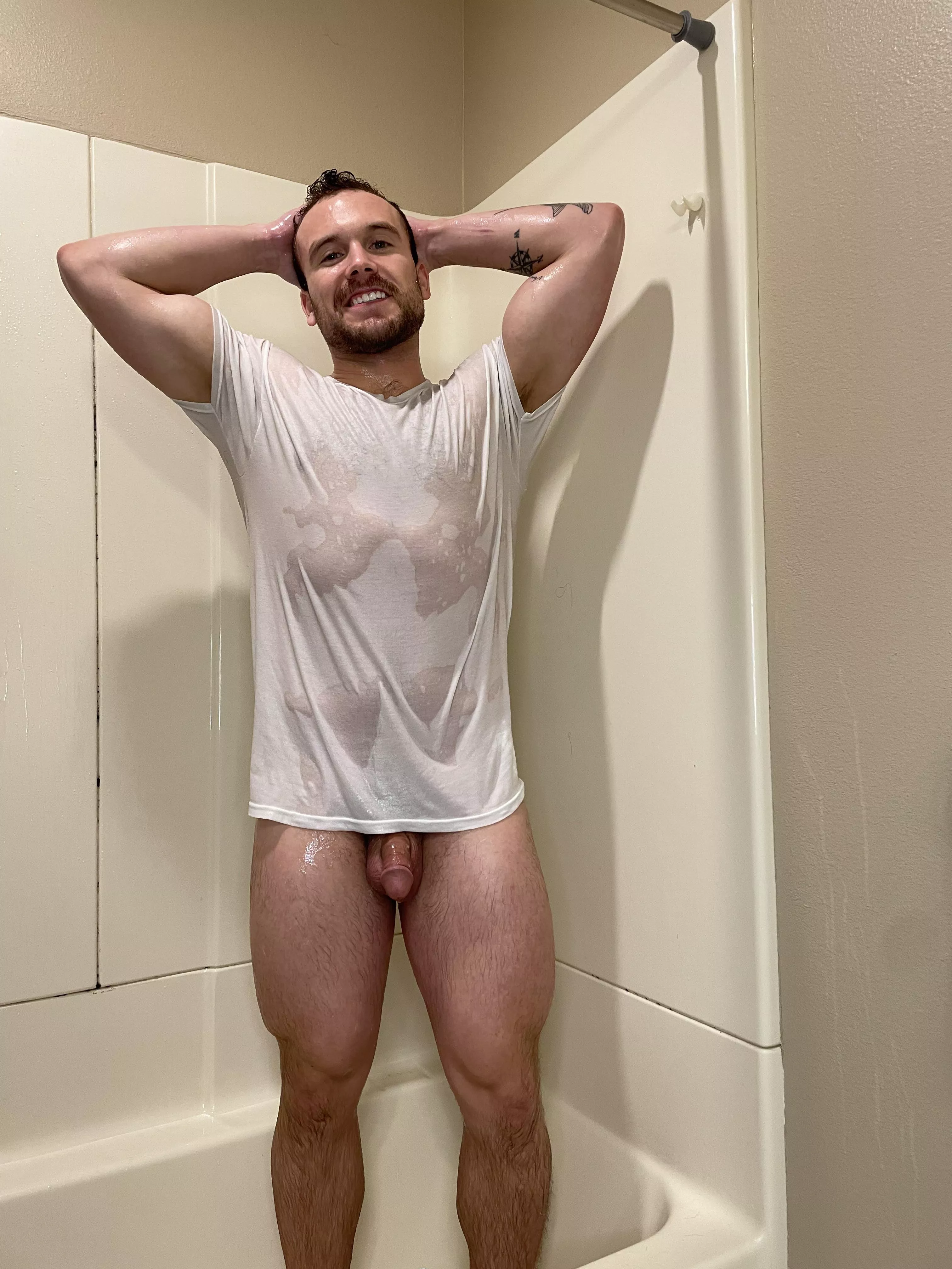 Anyone down for some fun in the shower 😏