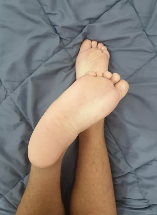 Anyone down to lick my feet?π
π¦π