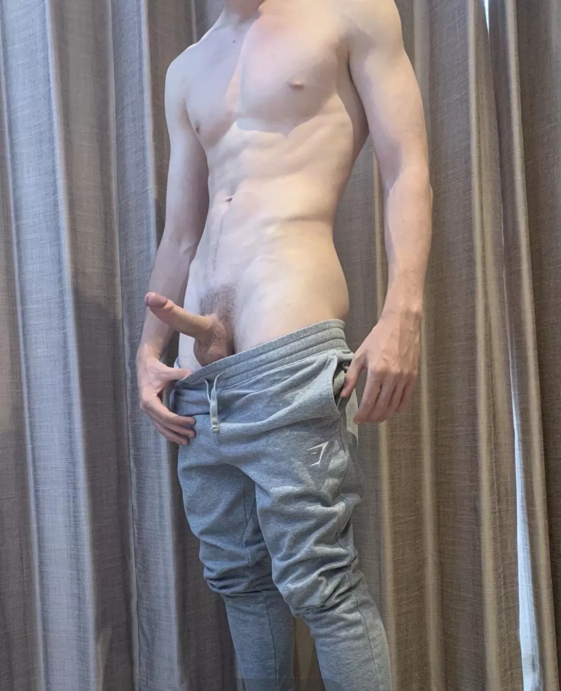 Anyone else always horny after a workout?? Just me.. nvm Anyone else always horny after a workout?? Just me.. nvm