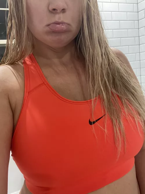 Anyone else get sad putting a bra on for the day? Cheers to Friday Eve and a free titty weekend! ๐ Anyone else get sad putting a bra on for the day? Cheers to Friday Eve and a free titty weekend! ๐