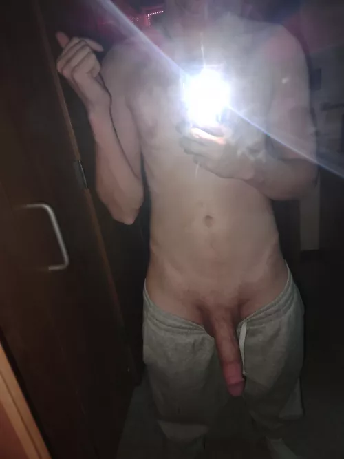 Anyone else horny after the gym?😅