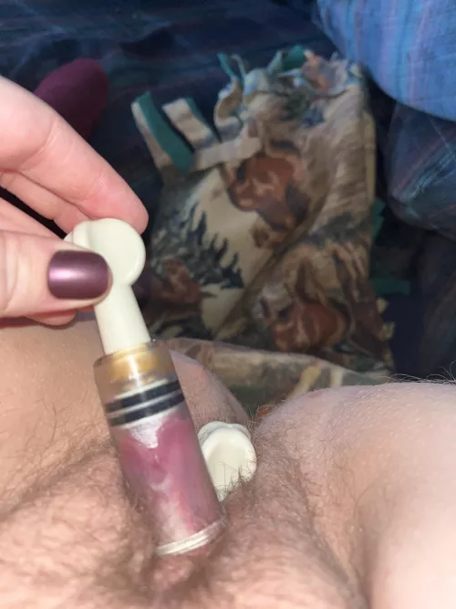 Anyone else like to pump their cervix too? My pussy loves feeling my cervix pulled by the pump 🤤