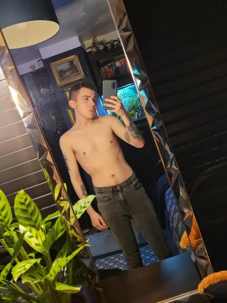 Anyone else wanna get undressed and play PC games ๐๐ Anyone else wanna get undressed and play PC games ๐๐