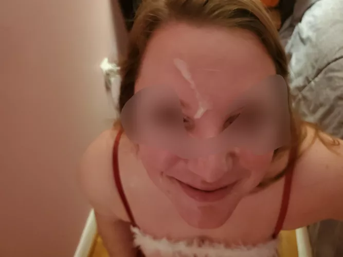 Anyone else want to cum all over her face?