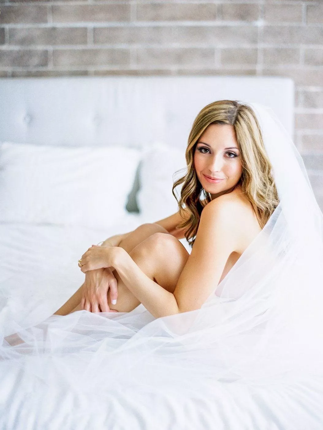 Anyone got a backup album link? Anyone got a backup album link?