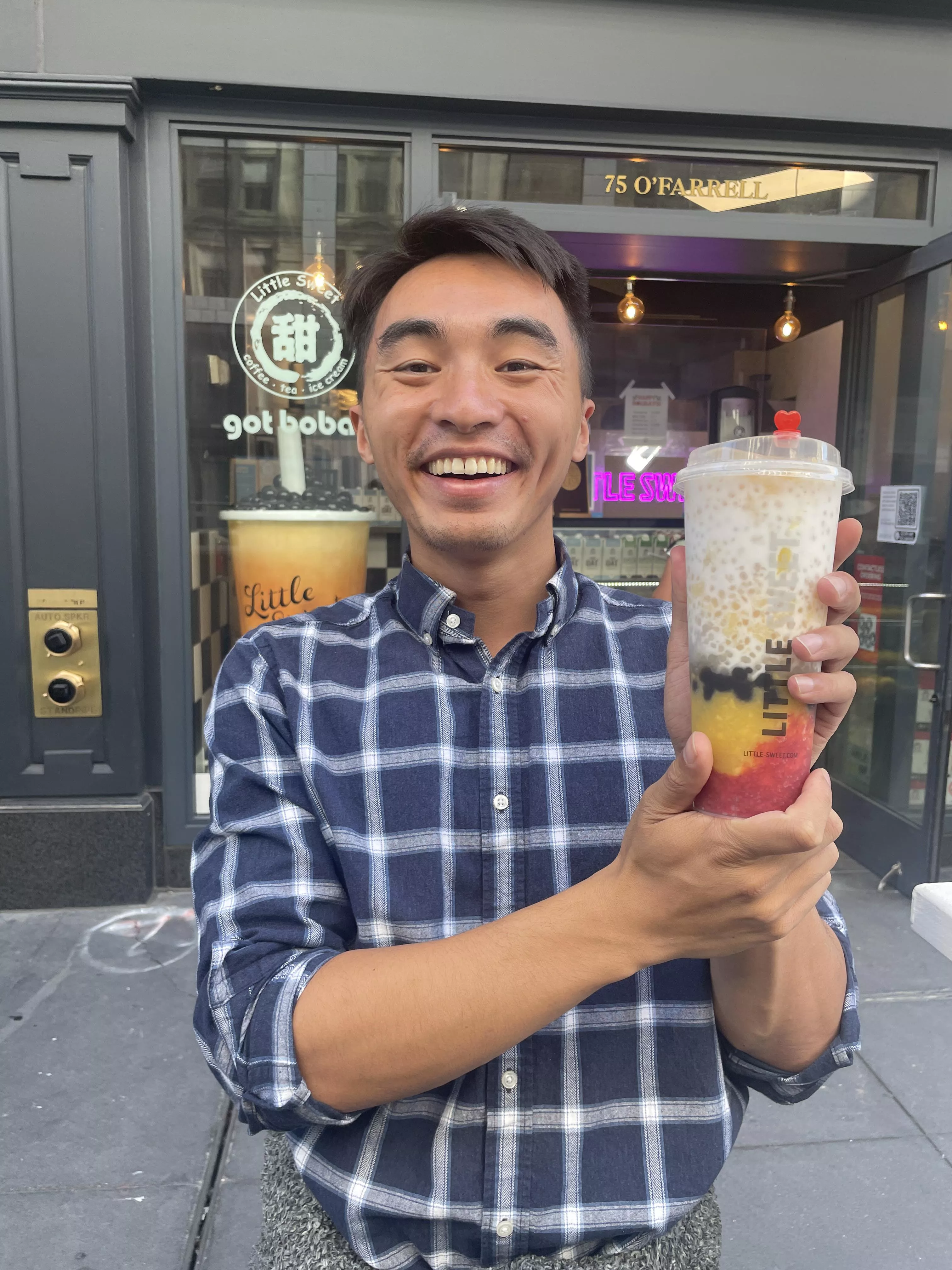 Anyone in LA? Would love to meet new friends and be part of a community here :)