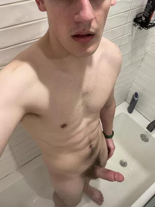 Anyone in NYC want to shower?