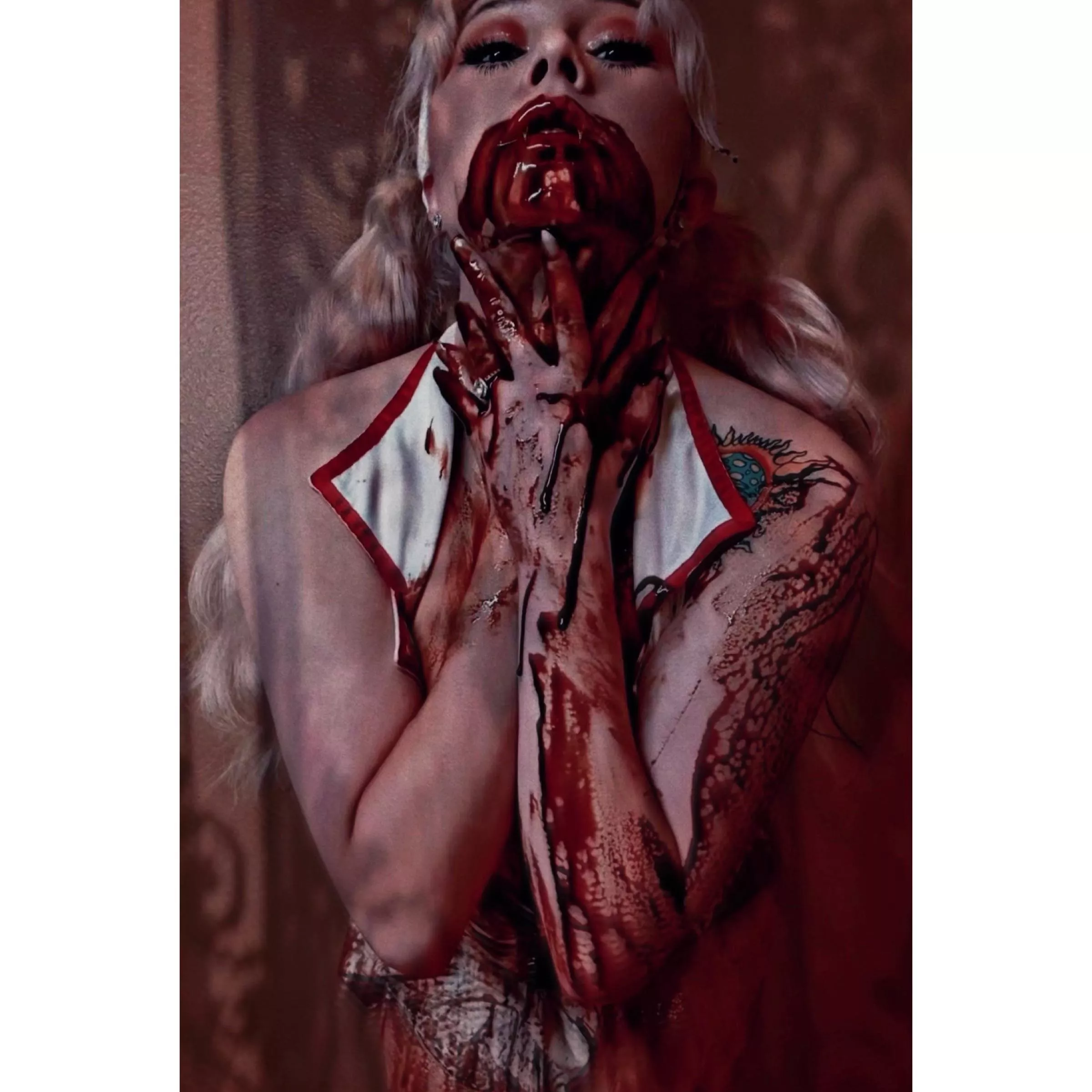 Anyone into sexy horror? I used chocolate to edit this and I’m pretty proud of my work🥲 Anyone into sexy horror? I used chocolate to edit this and I’m pretty proud of my work🥲