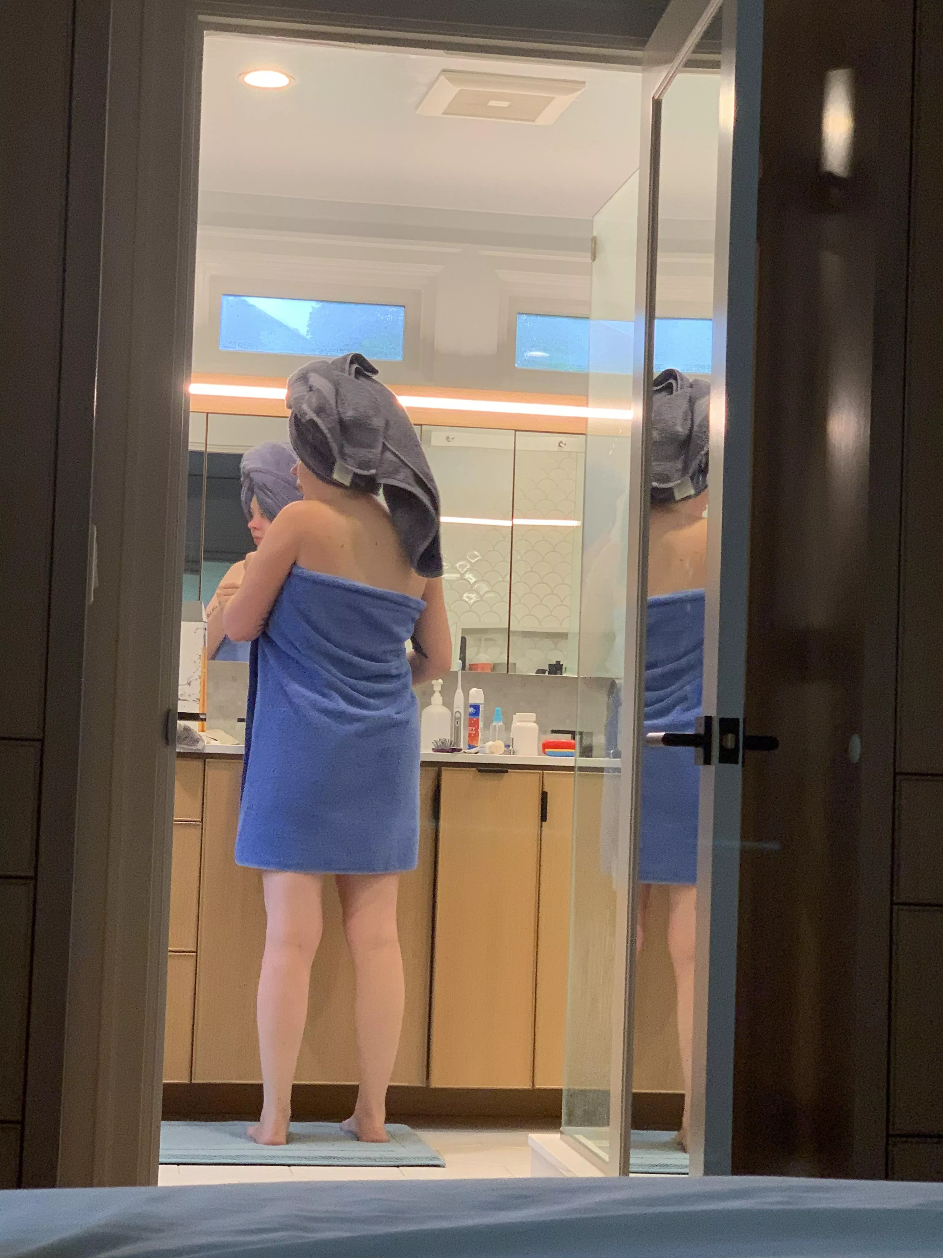 Anyone jerking right now? Anyone jerking right now?