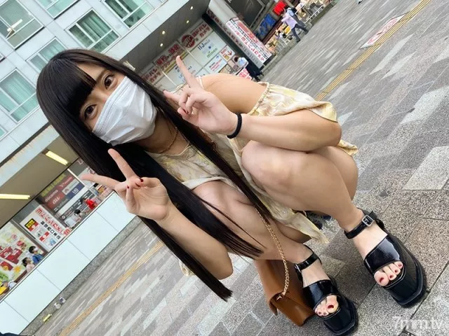 Anyone know her name or other video? (SC: FC2 PPV 2306498) Anyone know her name or other video? (SC: FC2 PPV 2306498)