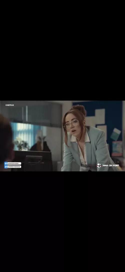 Anyone know who this actress is ?, it looks like she’s part of a Netflix show which is where this clip is cited from. Thanks in advance ✌🏻