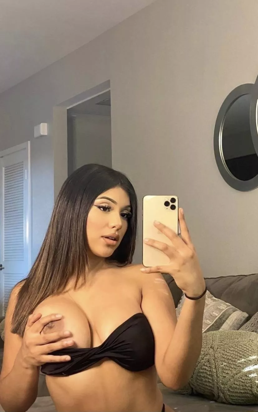 Anyone know who this is?? Anyone know who this is??