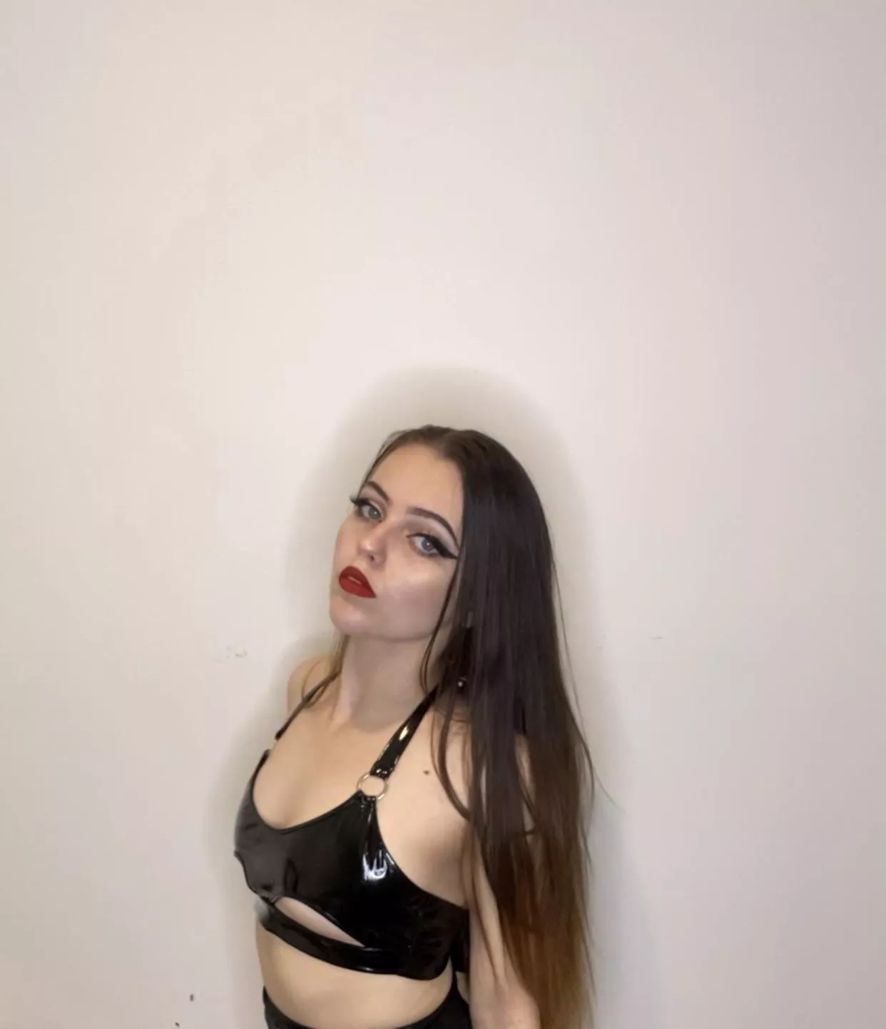 Anyone latex lovers? šš¤ Anyone latex lovers? šš¤