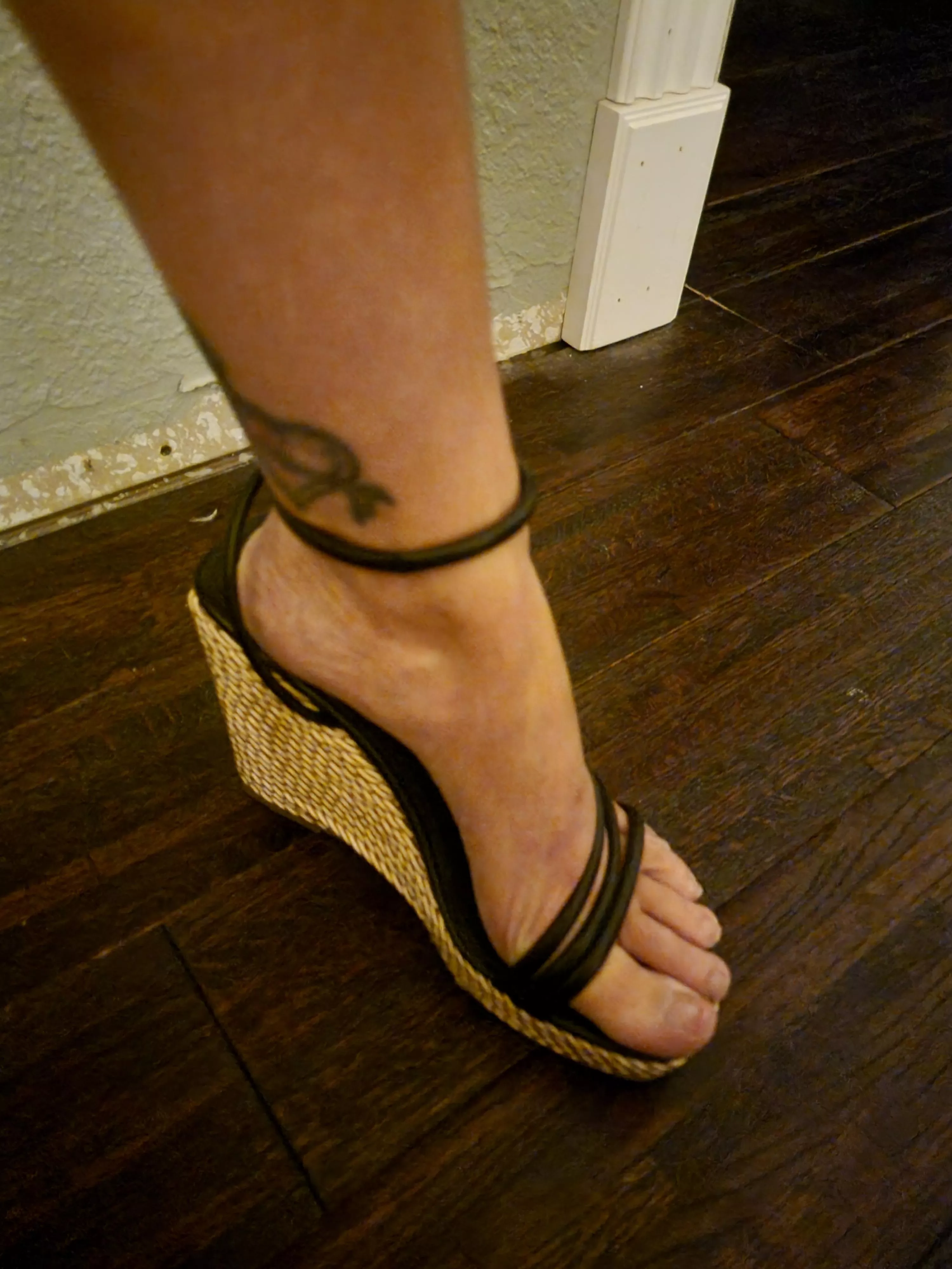Anyone like all natural No polish? Anyone like all natural No polish?