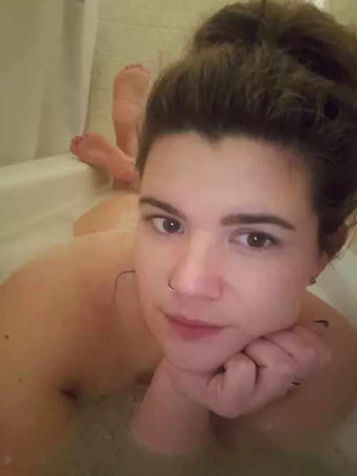 Anyone like chubby Italian girls?