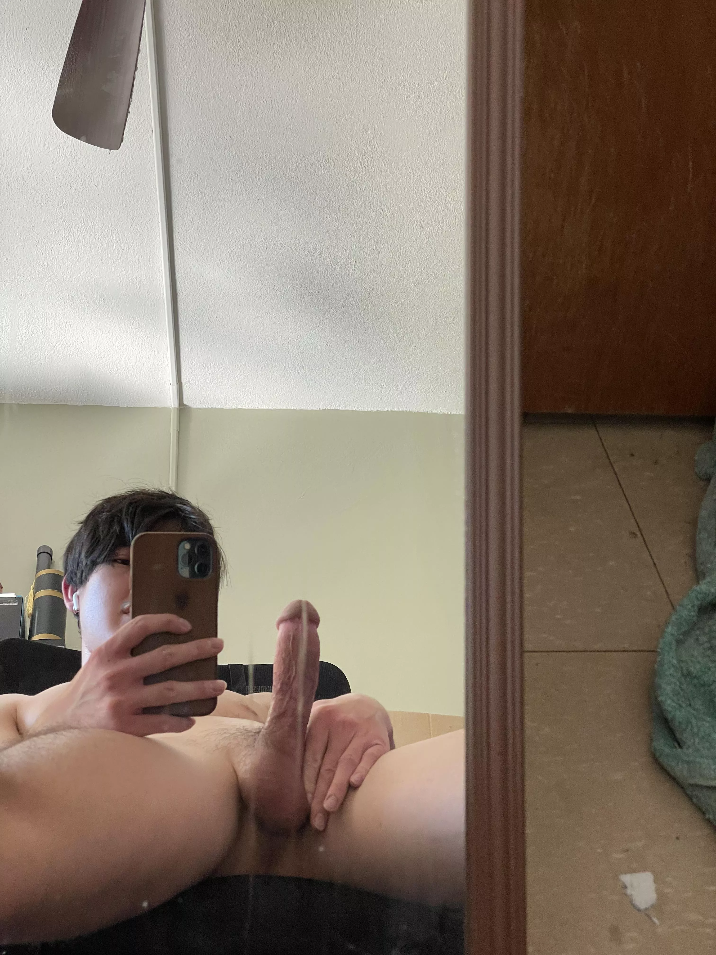 Anyone like Japanese guys? Anyone like Japanese guys?