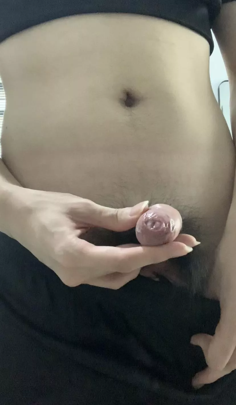Anyone like this tight foreskin ??