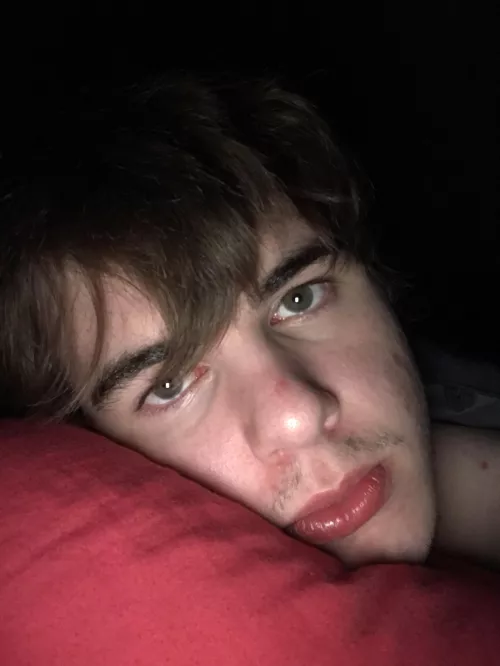 Anyone looking for a gaymer boyfriend? (20) Anyone looking for a gaymer boyfriend? (20)