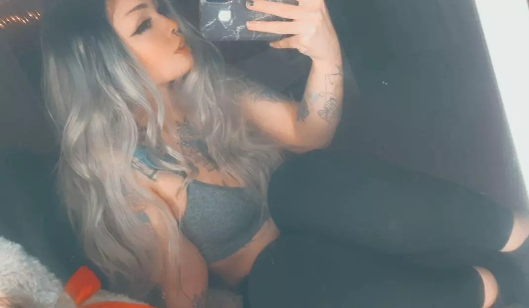 Anyone need a fucktoy? [oc] 🖤